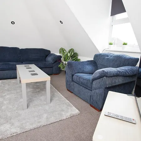 Flat 4 Bells * Bristol